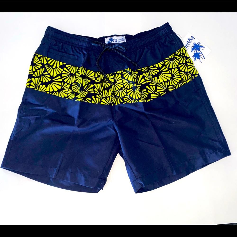 New Trunks Men’s Swimwear Medium